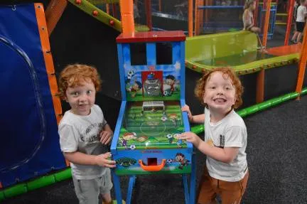 2025 ll monkey town 2