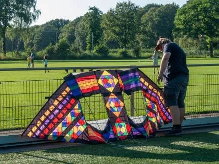 Heusden Nieuws 2025 30 vliegeren 1