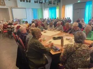 8AE31A56-0AC7-4EA9-84D0-732FC6B1342E_1_105_c