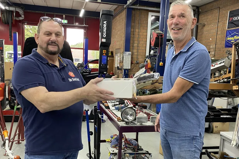 Taart als dank je wel voor de VMBO Overlaat (1)