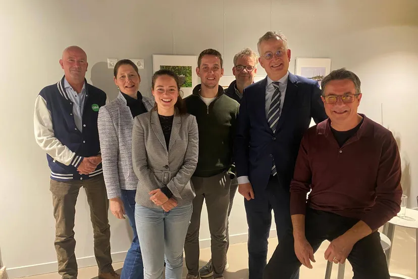 CDA Heusden Samen op de foto met Tweede Kamerkandidaat Jeltje Straatman