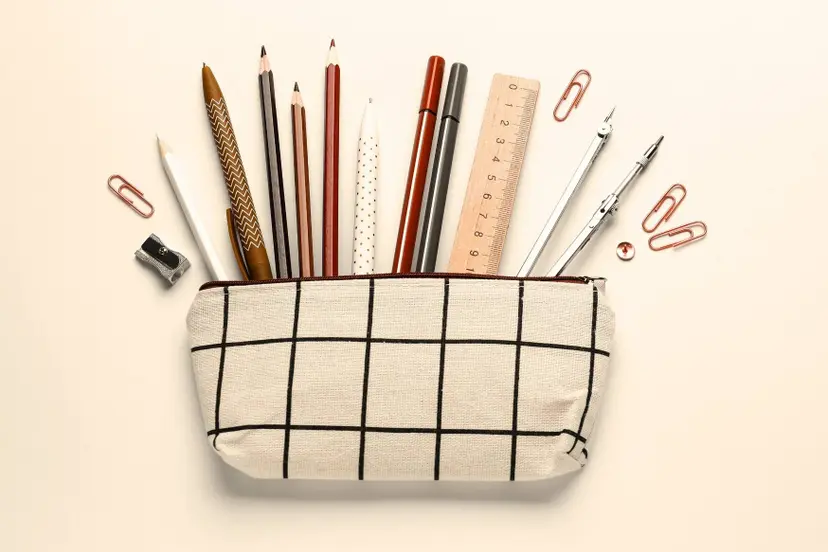 08 19 26 Back to school gymtas of etui