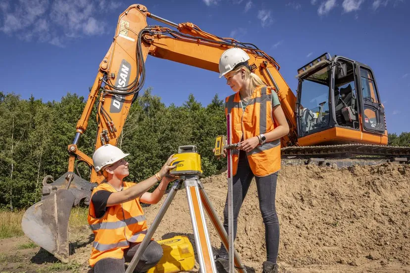 groen grond en infra