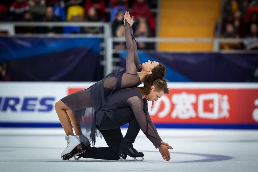 3allison reed saulius ambrulevicius ltu gpfs rus 2019 international skating union isu 1188013309