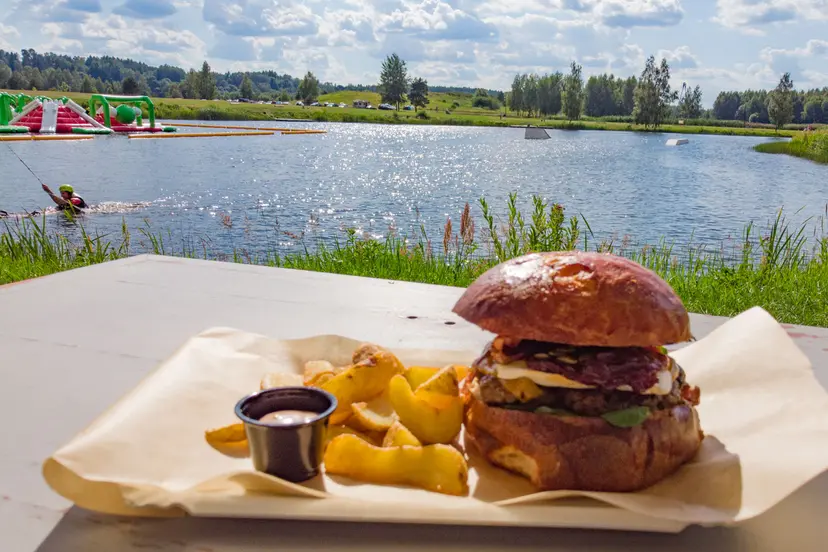5 wake park burgerine1