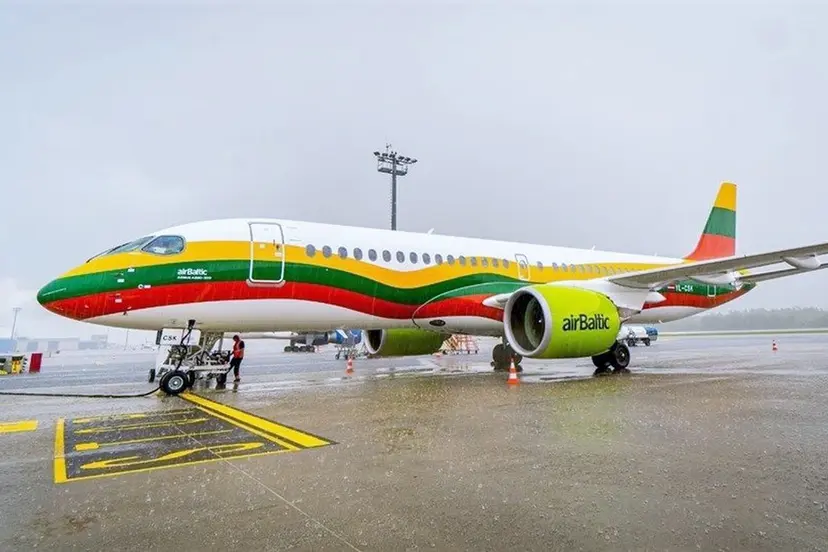 airbaltic lektuvas 81944053