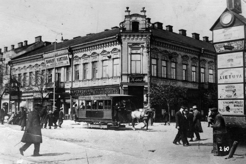 apie1930