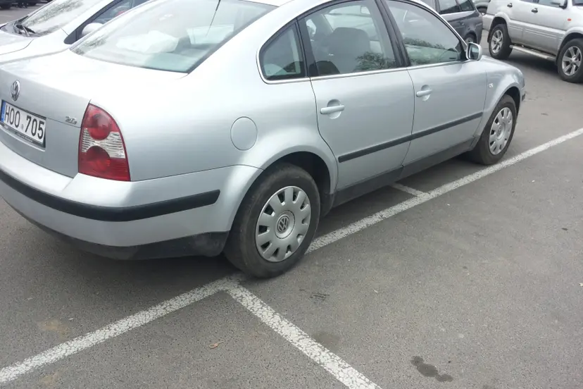auto 1