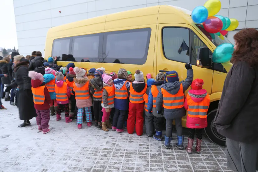 autobusas vaik 4