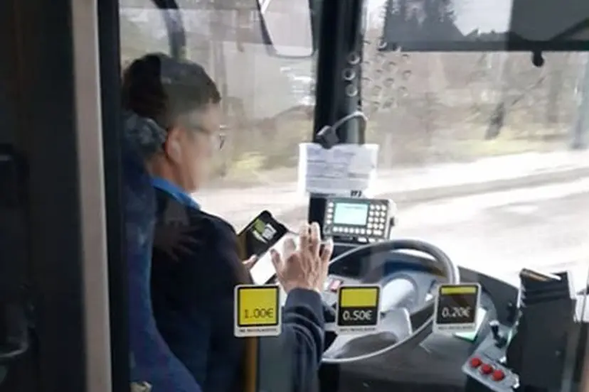 autobuso vairuotojas111222233