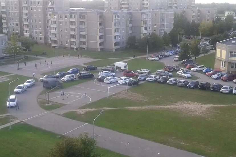 automobili statymas ilainiuose 2