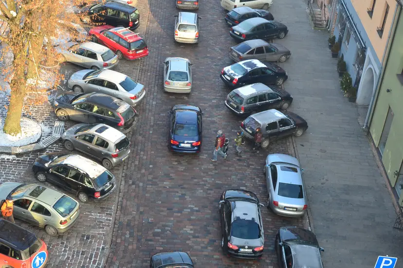 automobiliu statymas