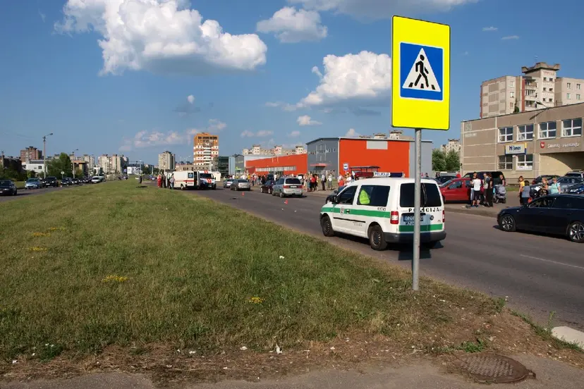 avarija baltu prospekte 3