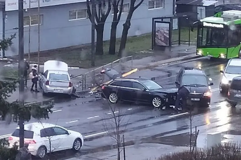 avarija r kalantos gatveje