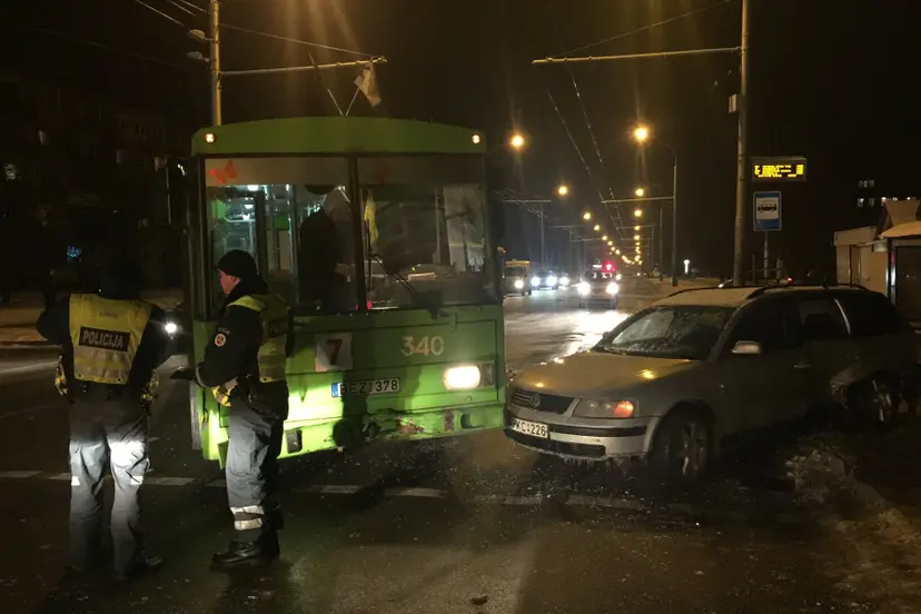 avarija v krvs prospekte 06