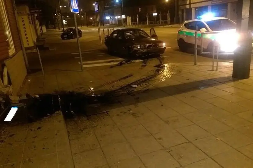 bmw avarija 1
