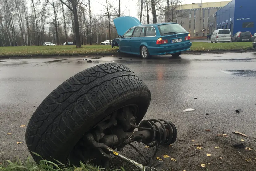 bmw ir vw avarija 007