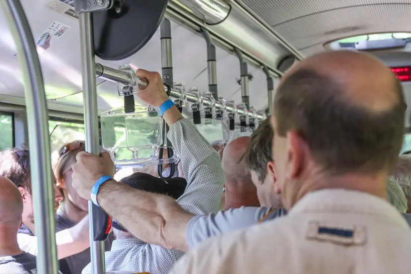 bus 2 of 5