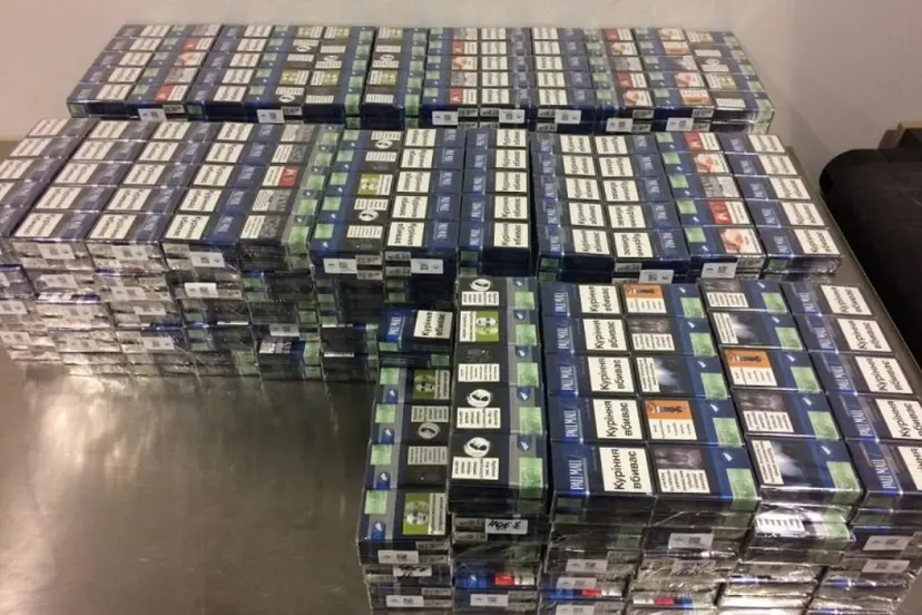 cigaretes kun oro uoste