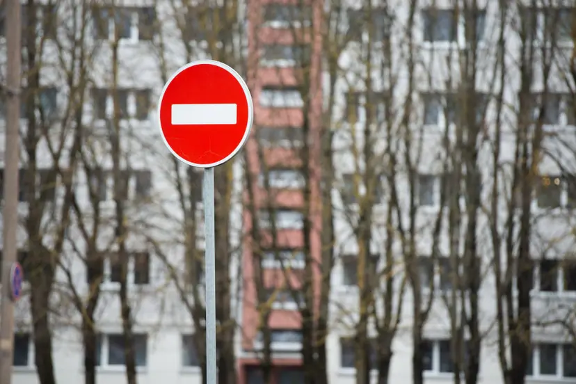 enklas stop eismas