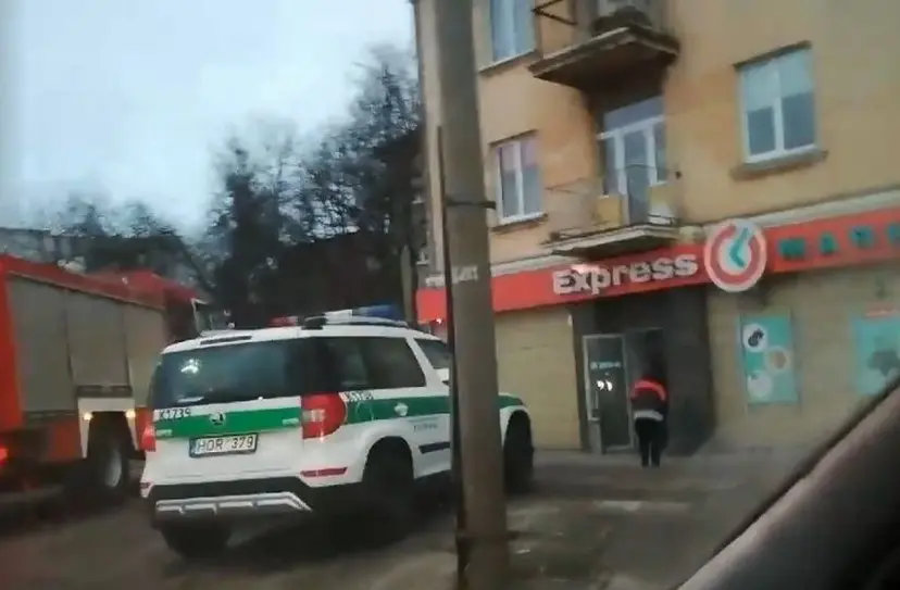 express market 2
