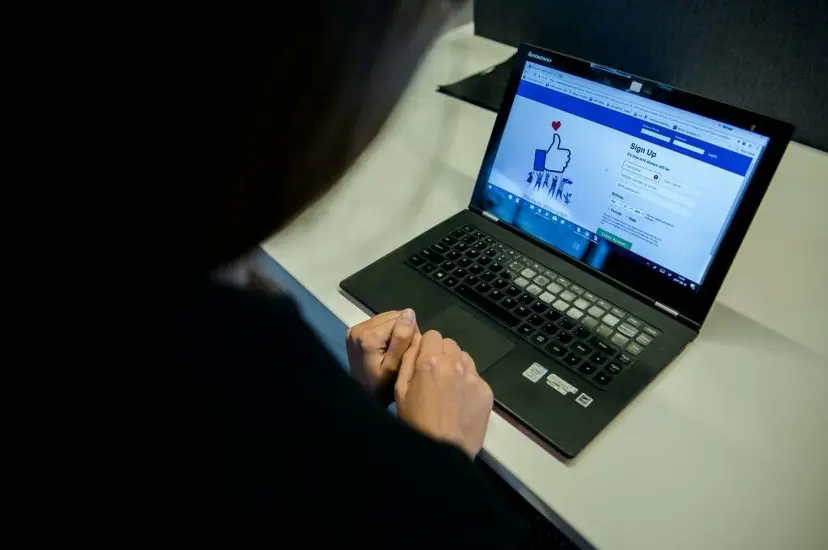 facebook 75540105