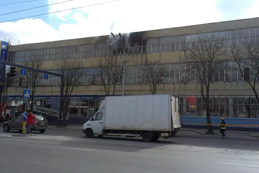 gaisras savanoriu prospekte