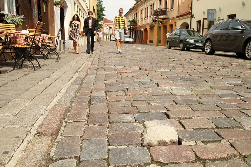 grindinys senamiestyje 13