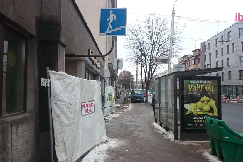 incidentas prie autobusu stoties 10