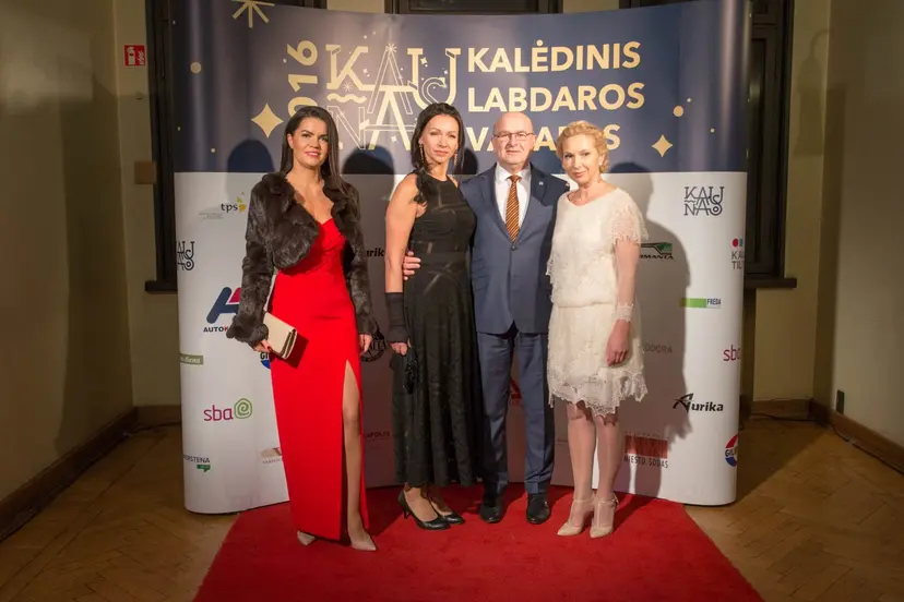 kaledinis labdaros vakaras 013