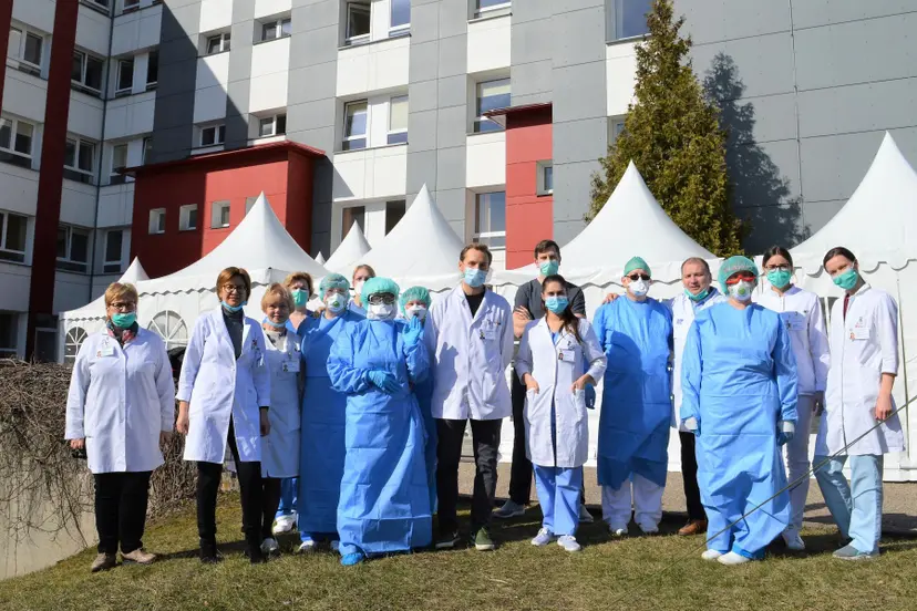 kauno klinikins ligonins infektologai