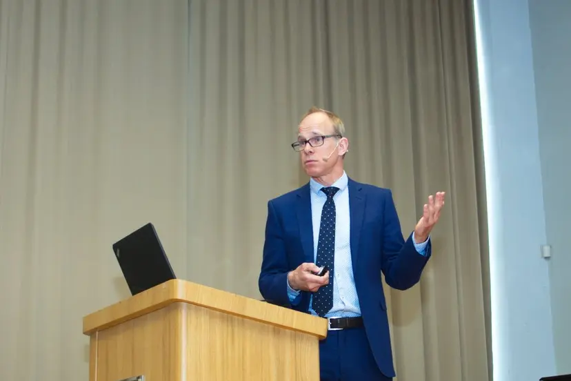 kauno klinikose vieejo profesorius i didiosios britanijos
