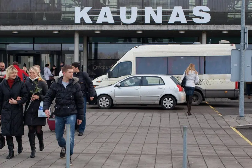 kauno oro uoste prie ventes 01