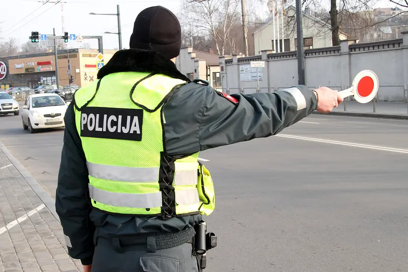 kovo 8 oji kaune su policija 08