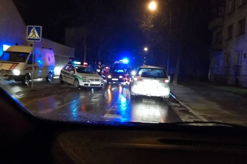 m riomerio g partrenkta moteris 01