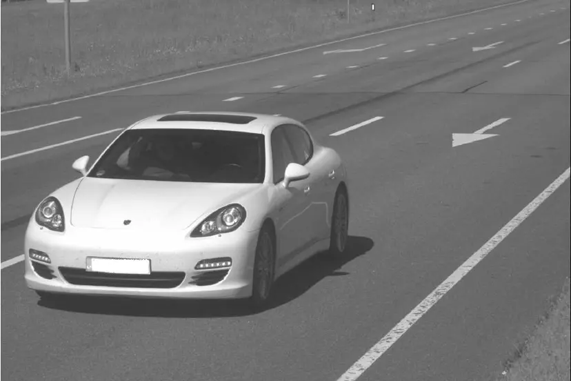 maskvietis su porshe buvo pamokytas lietuvos policijos 04