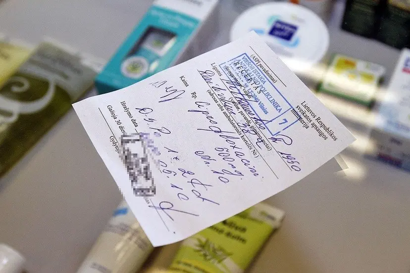 medicininis receptas vaistai farmacija 76373065