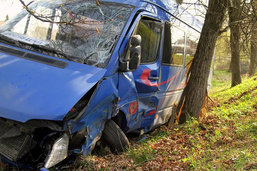 mikroautobuso avarija kelyje link juirbarko 6