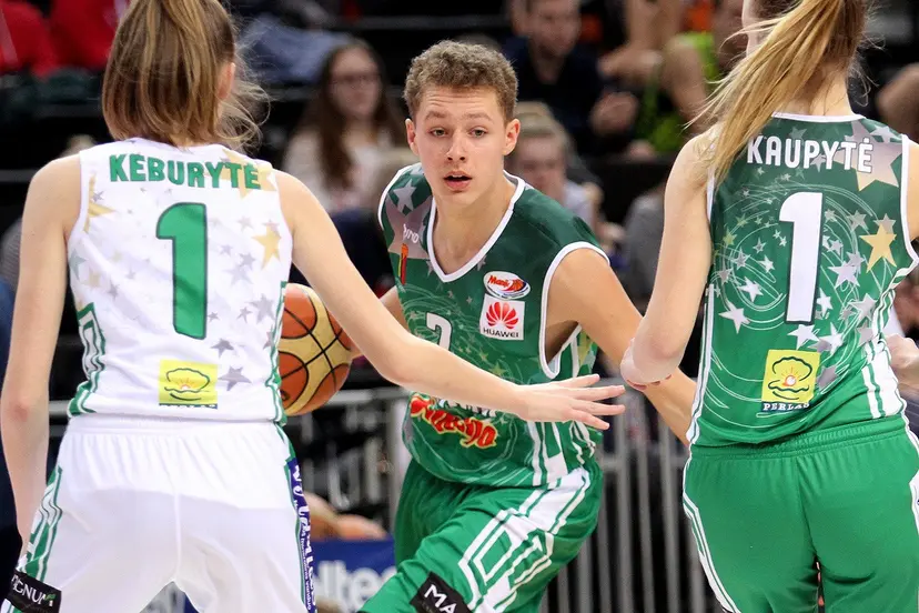 moksleiviu krepinio lygos vaigdiu diena 4