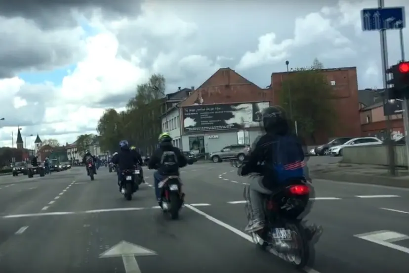 motoroleriai
