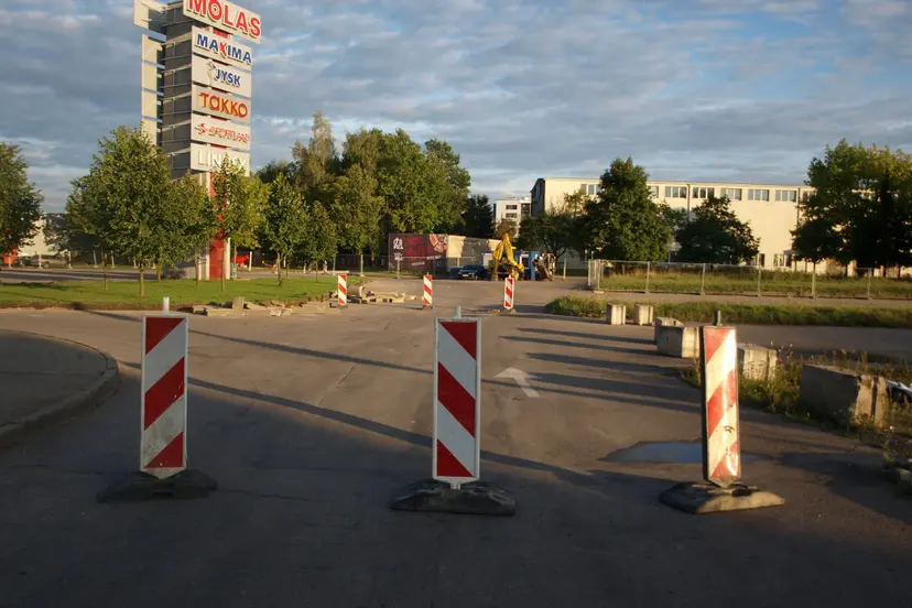 p8269560