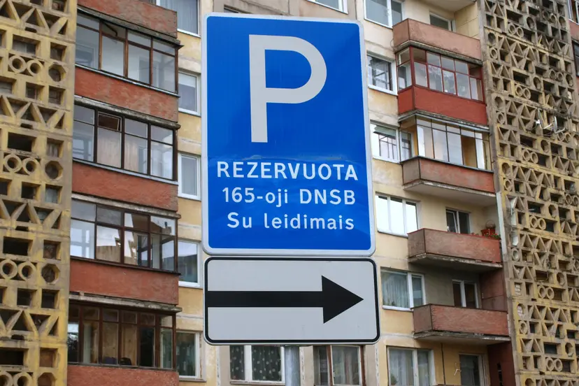 p9029656