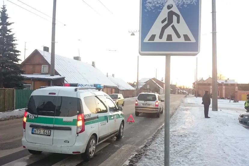 partrenkta nepilnamete 005