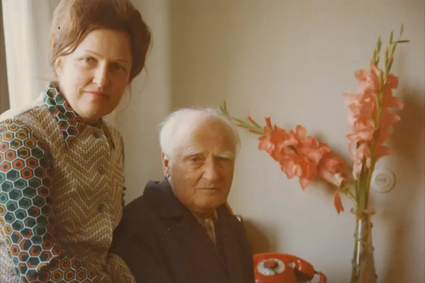 paulius galaune su dukra dalia galaunyte jos viesnag ss lietuvoje metu vilnius 1973