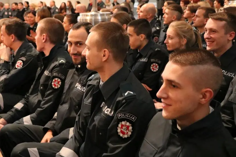 policija 04