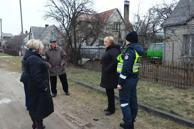 policija