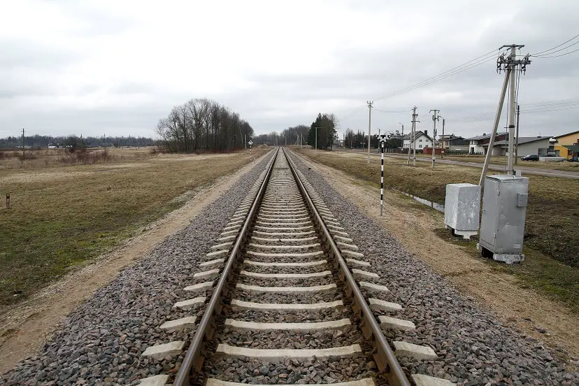 rail 3