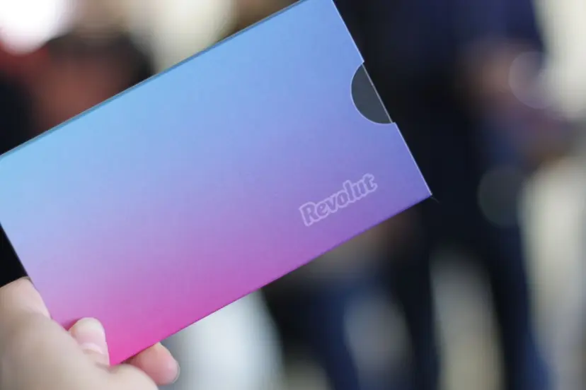 revolut mokejimo korteliu dalinimas6