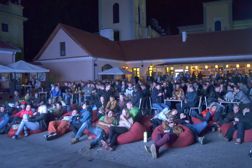 rinktines palaikymas ryiu kiemelyje 06