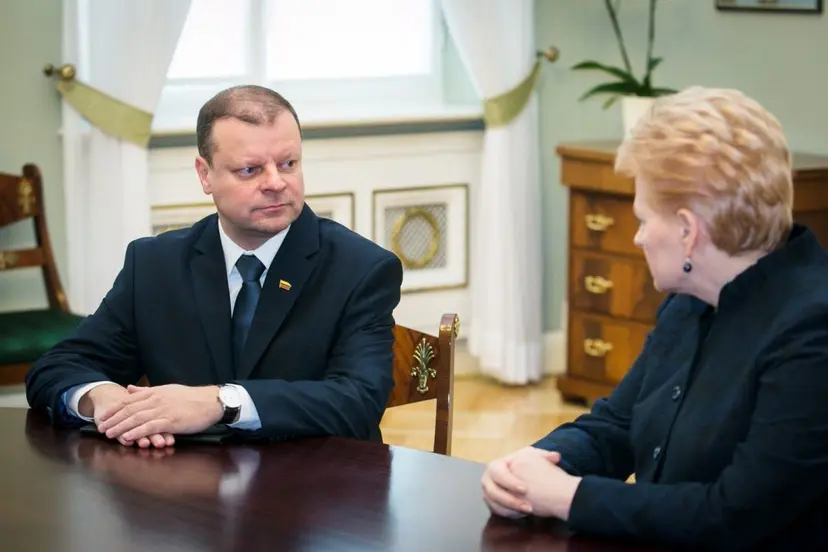 saulius skvernelis dalia grybauskaite 72867308